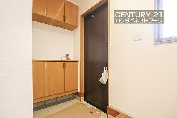 シューズBOXで玄関をきれいにお使いいただけます。