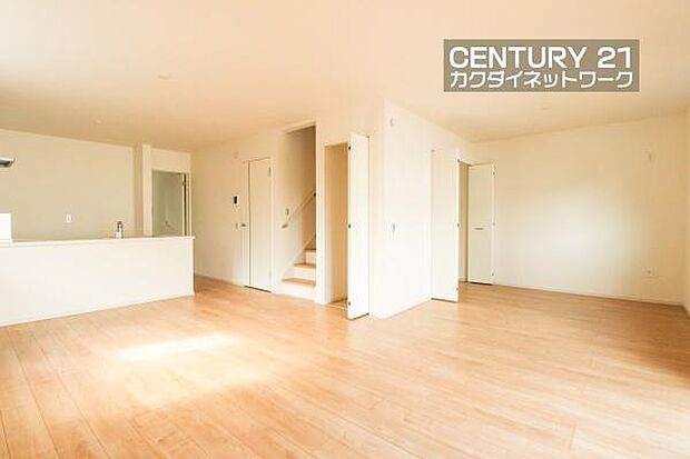 開放的なリビングダイニングには自然と家族みんなが集まってきます。