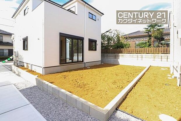 お庭では、家庭菜園などを楽しめます。