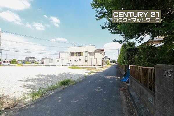 北側市道　1.8ｍ