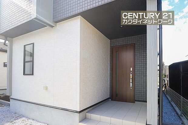 雨にも対応できる玄関です。