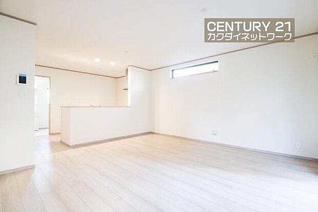 開放的なリビングダイニングには自然と家族みんなが集まってきます。