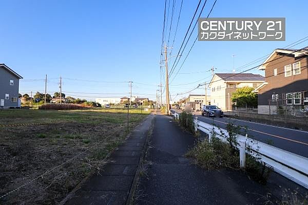 東側公道　13ｍ