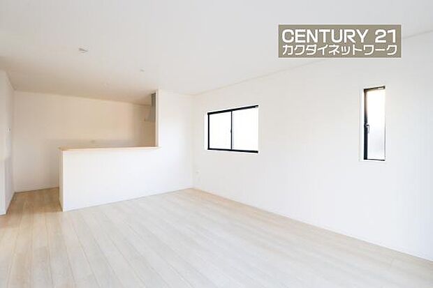 開放的なリビングダイニングには自然と家族みんなが集まってきます。