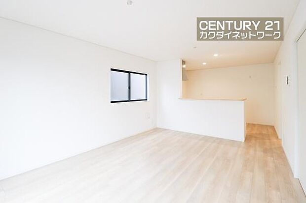 開放的なリビングダイニングには自然と家族みんなが集まってきます。