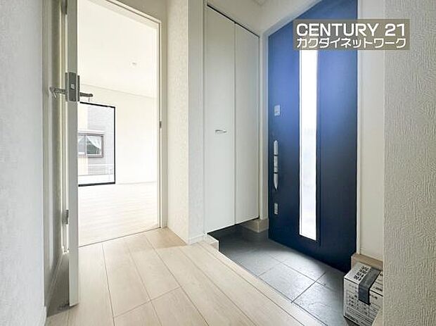 家族が毎日使う場所でありお客様をお迎えする玄関。