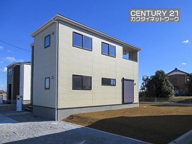 お庭では、家庭菜園やBBQなどお手軽にアウトドアも楽しめます。