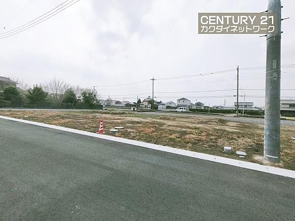 90坪以上の広々敷地です。