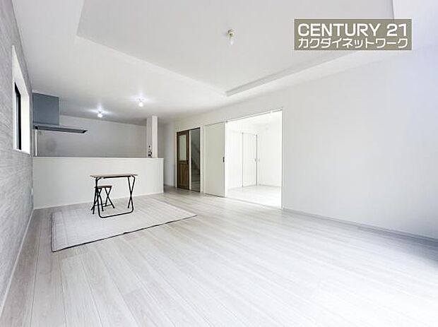 開放的なリビングダイニングには自然と家族みんなが集まってきます。