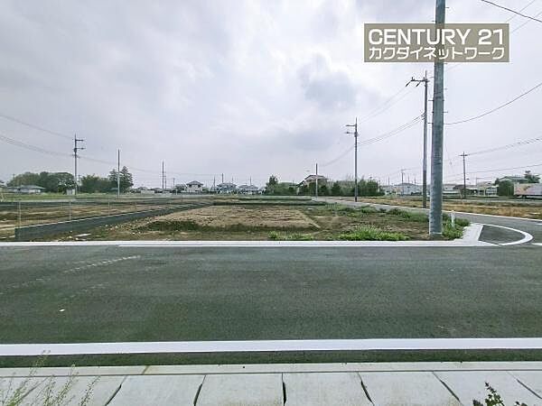 ゆとりある敷地90坪超　造成工事済