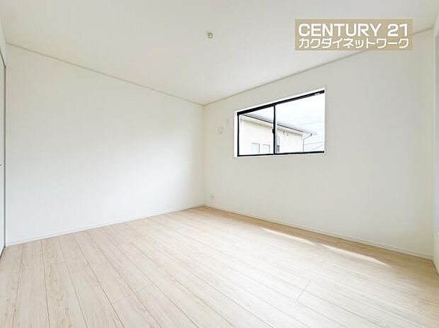 住まう方でカスタマイズしていただけるシンプルなデザインの内装。