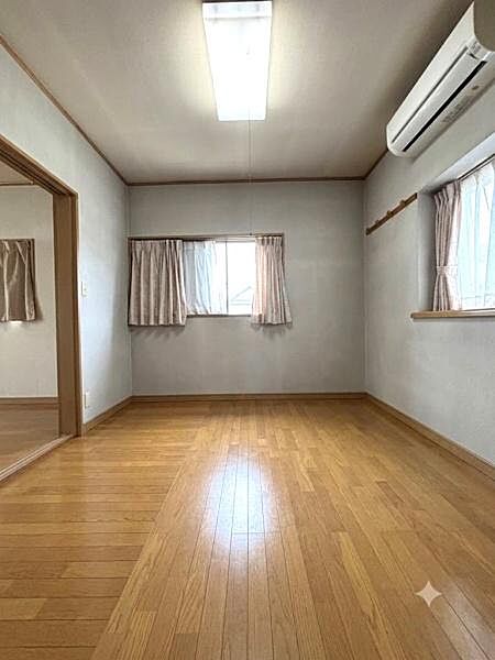 洋室