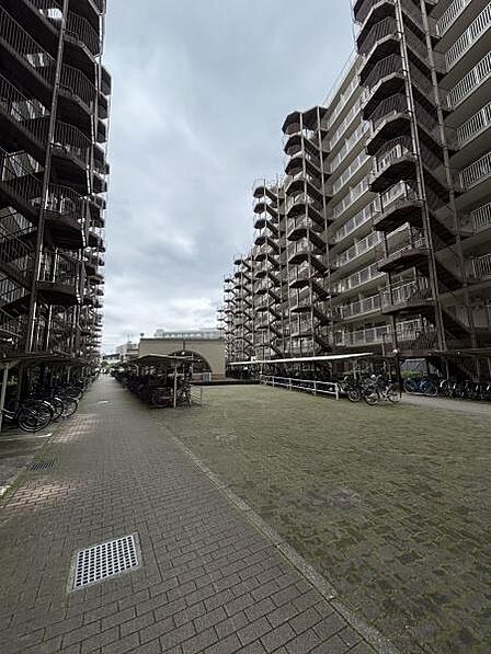 共用スペースもキレイに管理されております♪