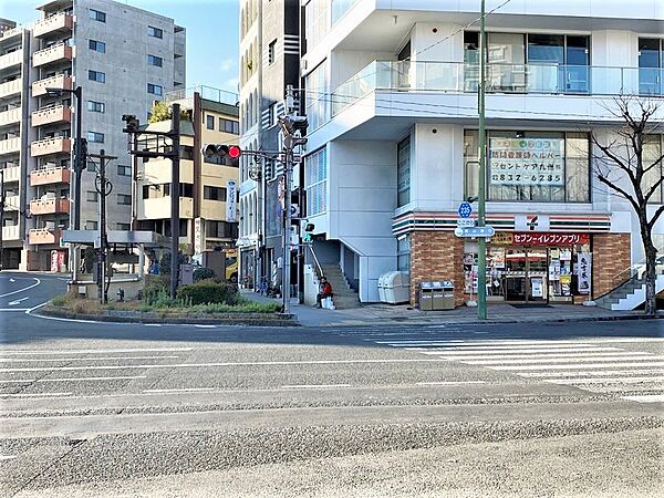 セブンイレブン長崎馬町店まで190m