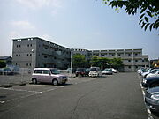 高島駅より徒歩6分 3階 築27年9ヶ月の賃貸物件