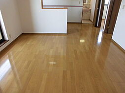 キリンハイツ 1F/102 1階3LDKのリビング/ダイニング