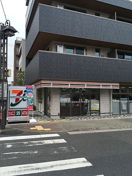 セブンイレブン大森本町2丁目まで195m