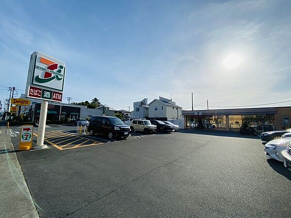 セブンイレブン藤沢片瀬山店まで263m