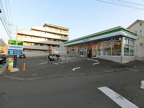 ファミリーマート藤沢藤が岡店まで448m