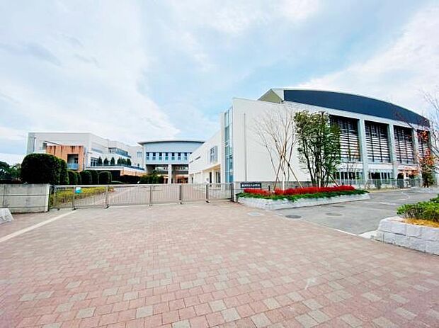 藤沢市立六会中学校まで500m