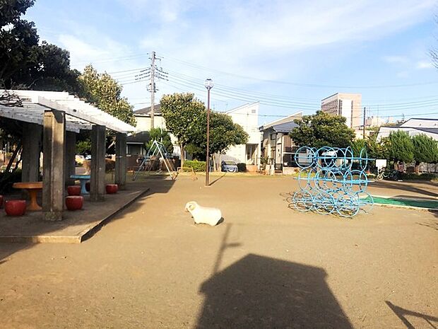 狼谷公園まで537m、狼谷公園