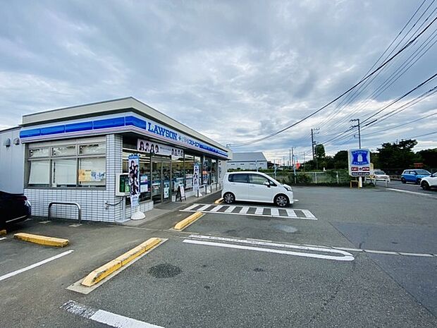 ローソン・スリーエフ藤沢宮原店まで598m
