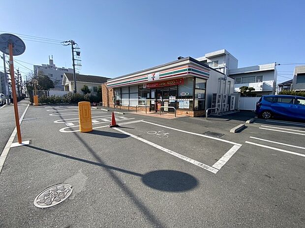 セブンイレブン藤沢湘南台6丁目店まで201m