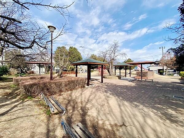 茅ヶ崎市立丸山公園まで997m