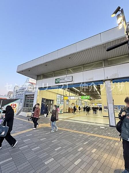 藤沢駅まで1020m、JR東海道線藤沢駅です。