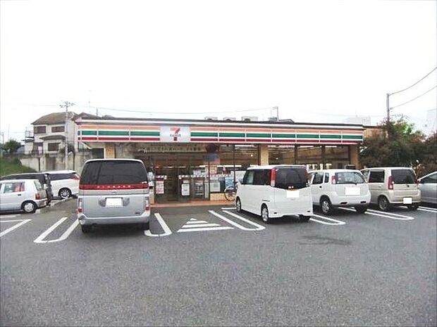 セブンイレブン藤沢菖蒲沢店まで1012m