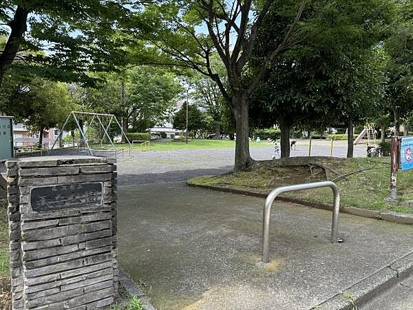 天岳公園まで771m