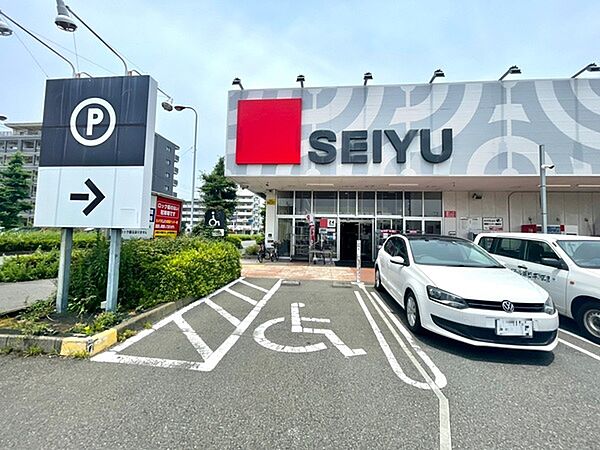 西友藤沢石川店.まで885m