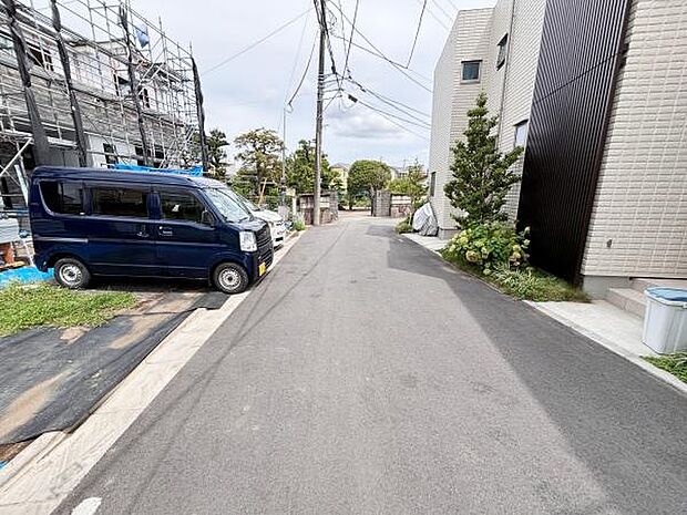 前面道路。