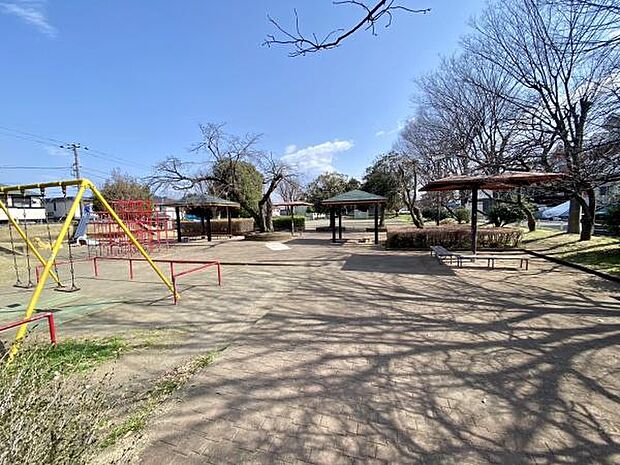 丸山公園まで324m