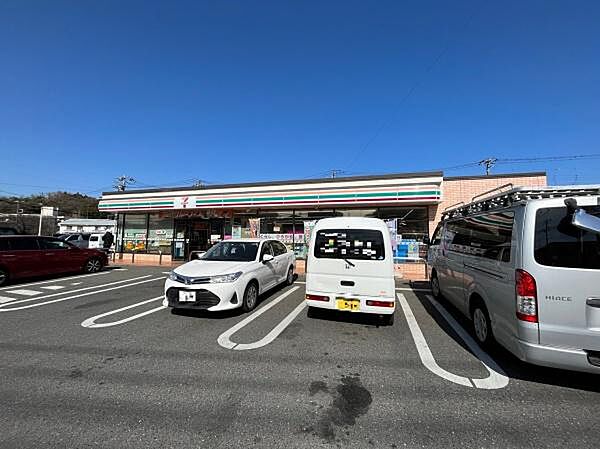 セブンイレブン鎌倉常盤店まで754m