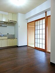 メゾン・ド・後三条 3階3DKのリビング/ダイニング