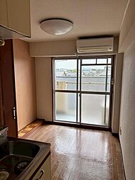 シャトル城町 4階ワンルームのリビング/ダイニング