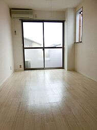 ロイヤル戸賀 2階1Kのリビング/ダイニング