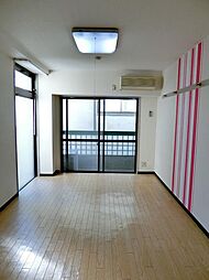 エルミナフラット後三条 3階ワンルームのリビング/ダイニング