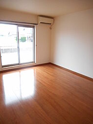 ローズ 2階1Kのリビング/ダイニング