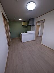 ラ・ベリーテ南彦根 2階1LDKのリビング/ダイニング