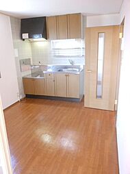 フローラ 2階2LDKのリビング/ダイニング