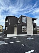南彦根駅より徒歩9分 築1年10ヶ月 2階建の賃貸物件