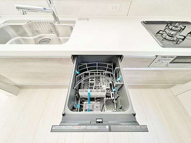 高温で洗浄することでピカピカに。手荒れの軽減も嬉しいポイント。