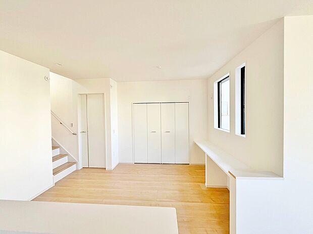 3.8帖のファミリースペースです。多用途に使える空間。