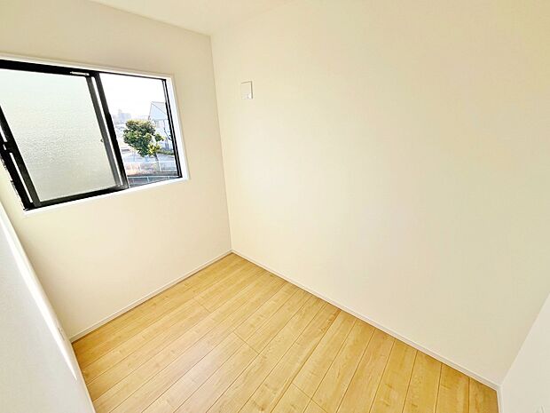 3帖の納戸です。お荷物が多い方も安心です。