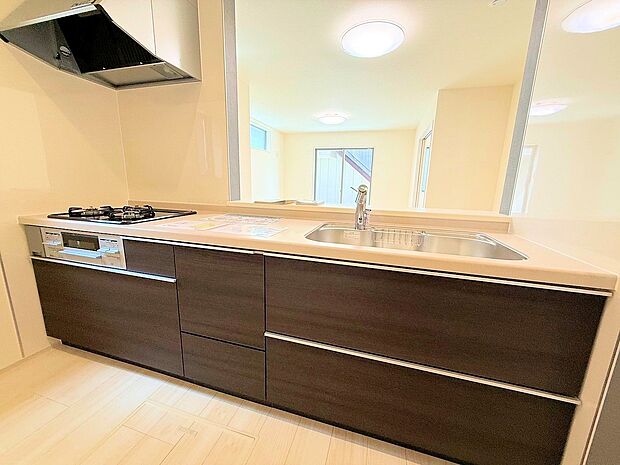 毎日の家事が楽しくなるように考え抜かれたキッチン。