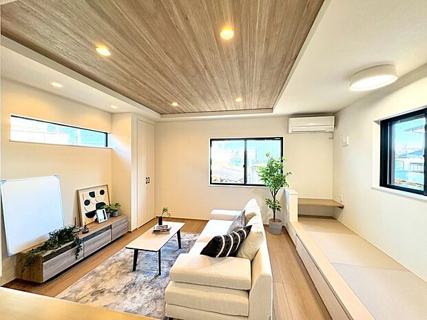 時間の経過と共に味わいが出る素敵な空間をお楽しみください。