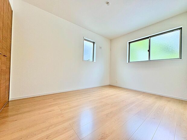 充実した生活は伸びやかな居室空間から始まります。