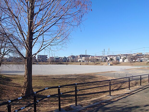 大谷口公園まで約450m